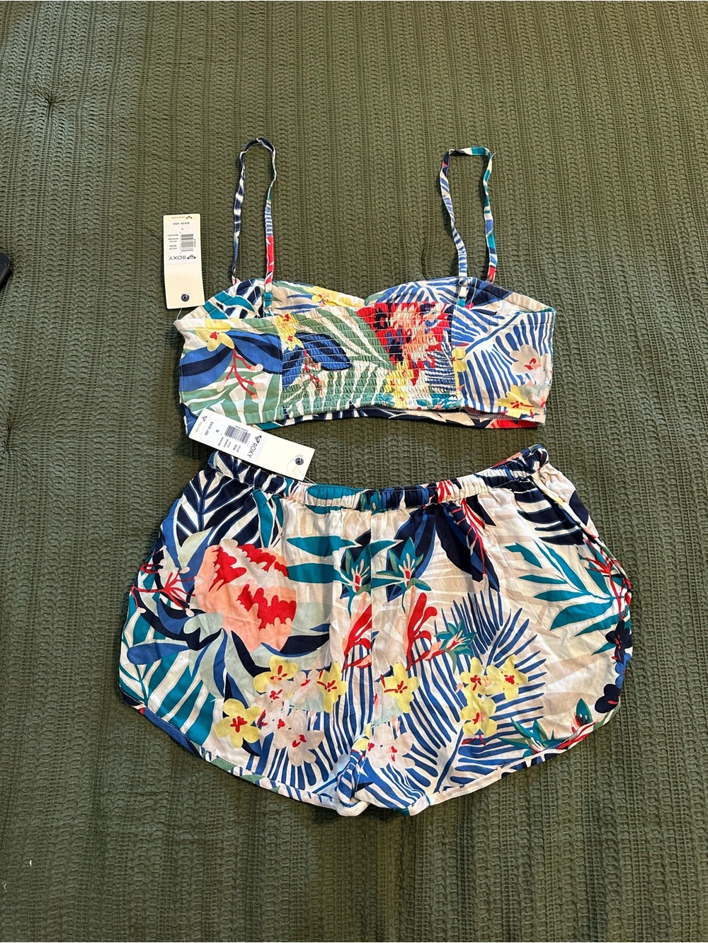 Roxy beach set **read description** - Picture 2 of 3